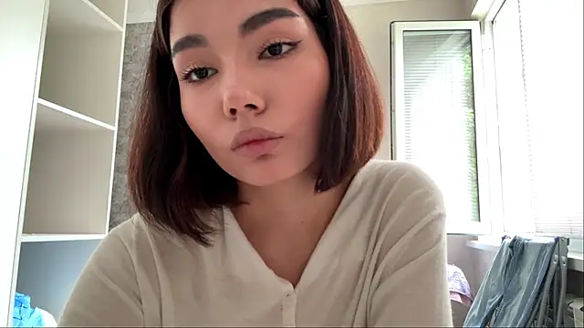 MarylnMonnier webcam