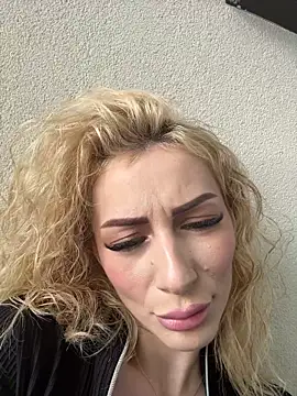 AngieShae webcam