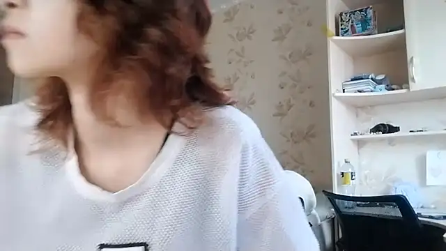 LowkeyIndigo webcam