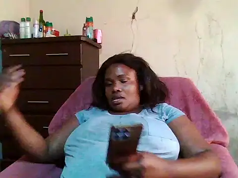 sexybigboobz - Sexybigboobz's free webcam - UK Sex Cams