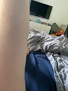 LadyLeni webcam