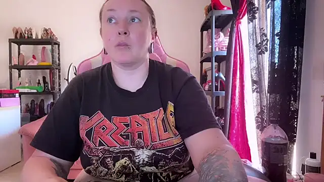 kisicaxx webcam