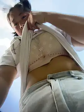 xiaoxiaoaini520 webcam