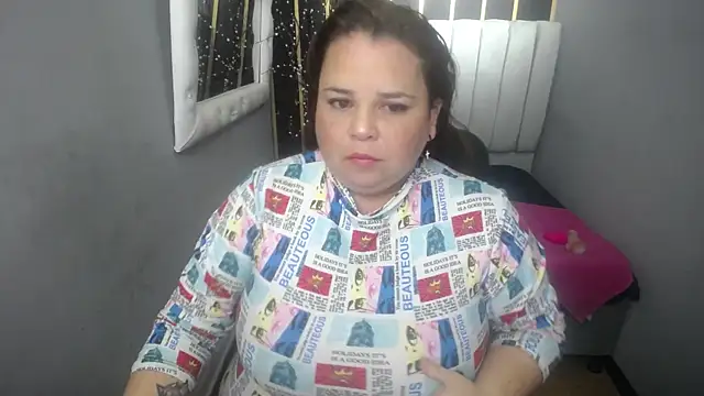 koral_busty webcam