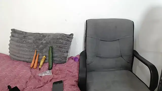 SexyPetite_22 webcam