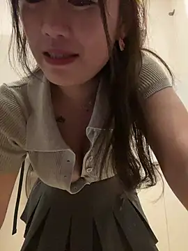 Molly-xiao webcam