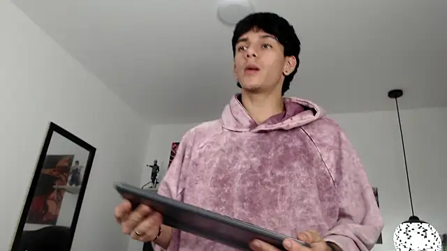 AmethystShadow17 webcam
