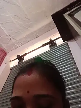 Deepjakolirr webcam