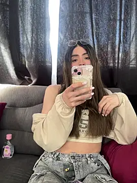 Lottus_fire Live Webcam on Stripchat