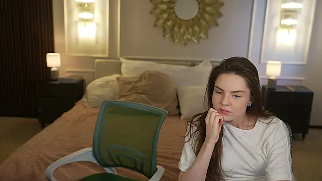 Luna_secretgirl webcam