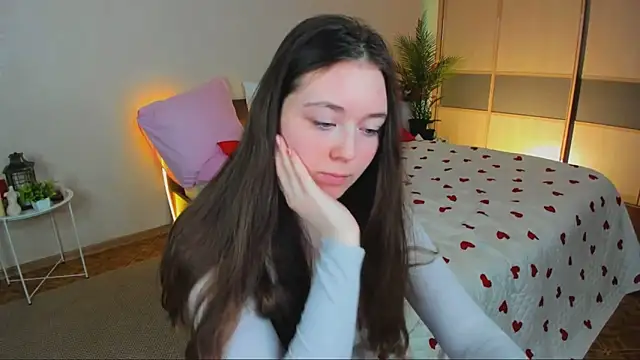 AlluringLookk webcam