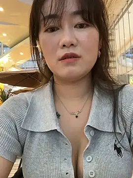 Molly-xiao webcam