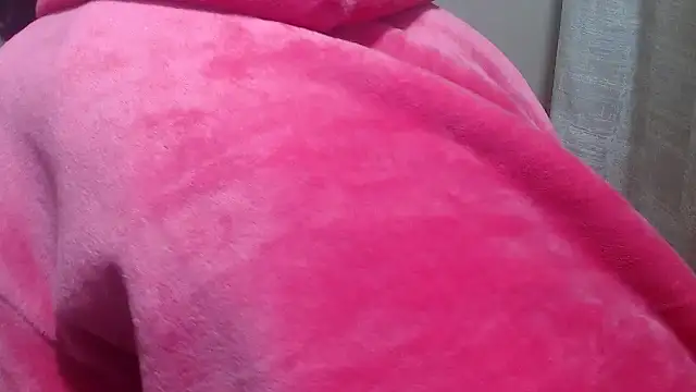 ExtraDoll webcam