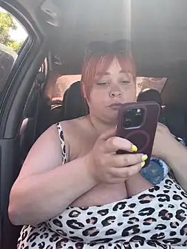 LadyDreams11 webcam