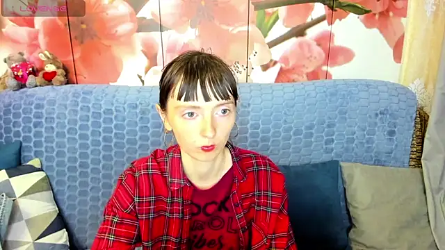 TayanaJons webcam