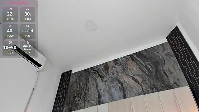 sarita_rouzze webcam