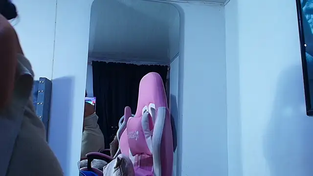GraceWallace_ webcam