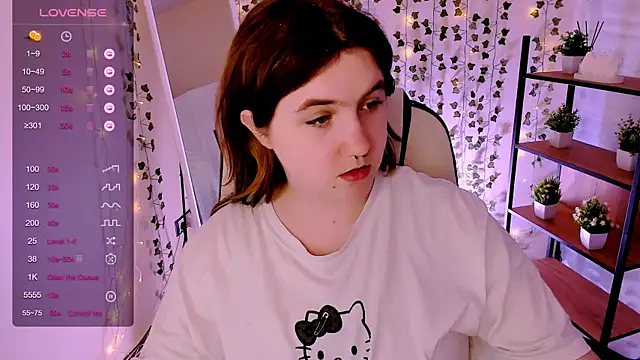 lovelyy_julia webcam