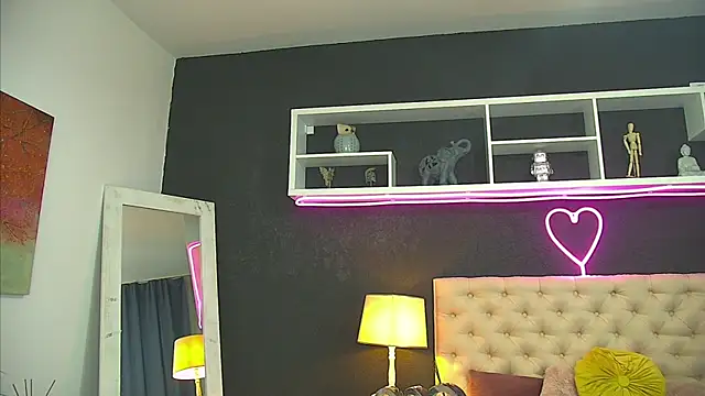 TaniaKaverina webcam