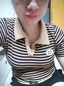 Girl_lovebaby webcam