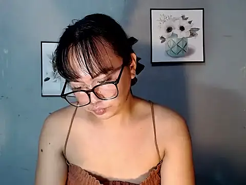 Asianblk_barbiedoll webcam