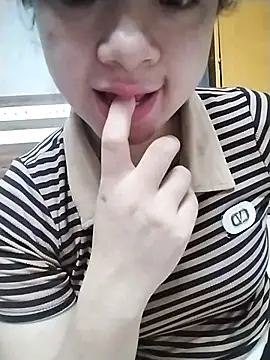Girl_lovebaby webcam
