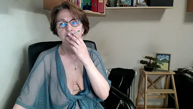 katemodel webcam