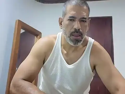 jackbigcock11 webcam