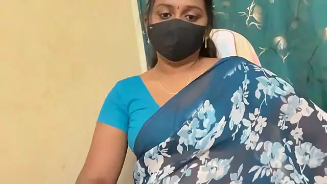 Tanuja-Sexy webcam