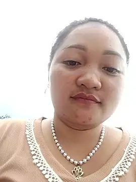 Maiphu246 webcam