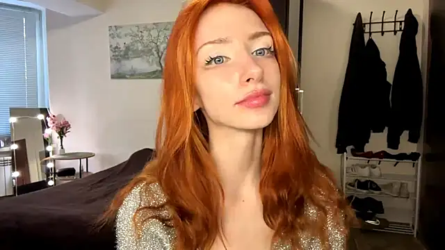 AliceServanica webcam