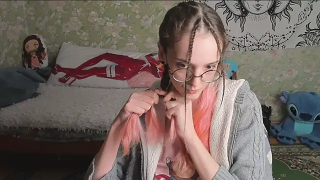 Cutie_Adelia webcam