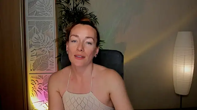 RebeccaMartinez webcam