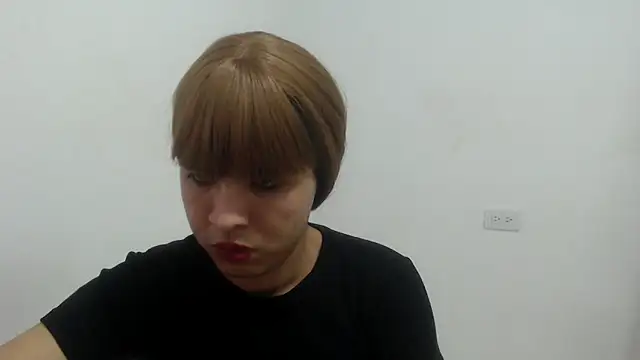 estefania224 webcam