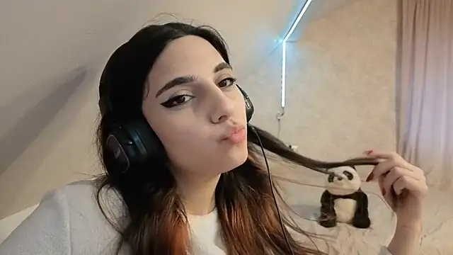 Blissmissataeses webcam