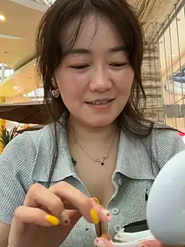 Molly-xiao webcam