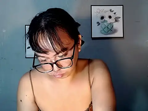 Asianblk_barbiedoll webcam