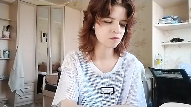 LowkeyIndigo webcam