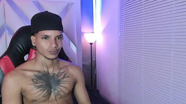 kai_storm77 webcam
