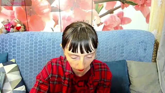 TayanaJons webcam