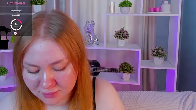 AlexaaBee webcam