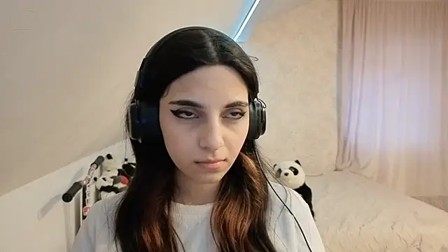 Blissmissataeses webcam