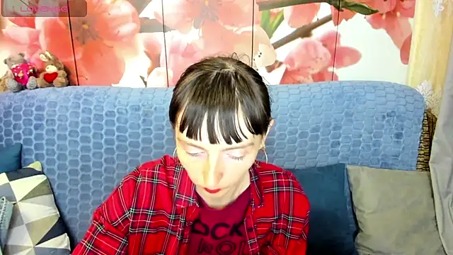 TayanaJons webcam