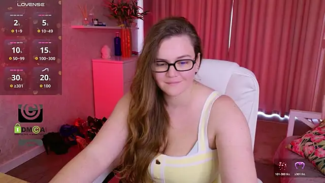 KellyKleine webcam