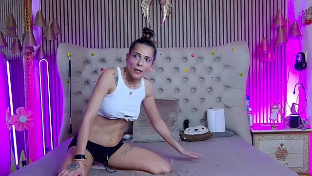 PlayfulShow webcam