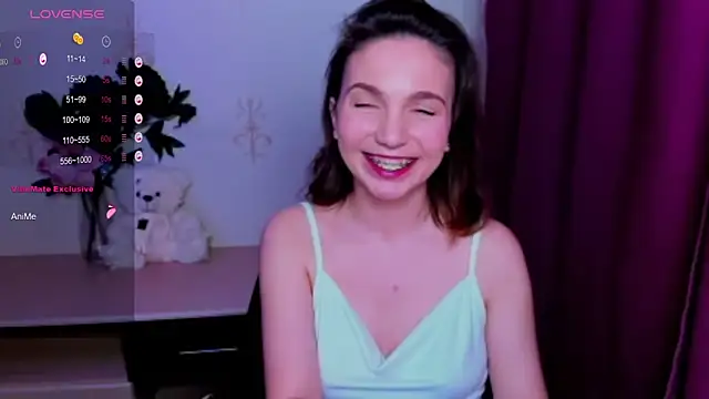 KindHazelHere_ webcam