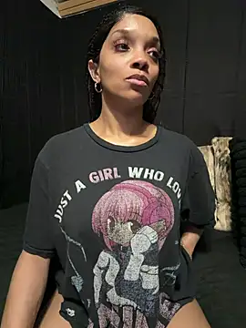 rakiyahcharms