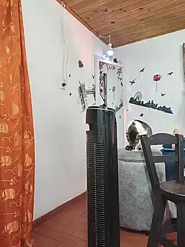 keila_j webcam