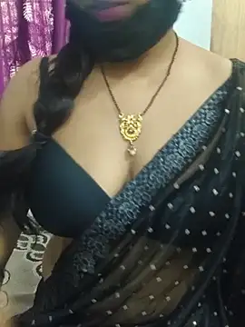 sweetylove01 webcam