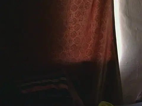 cee_queen webcam